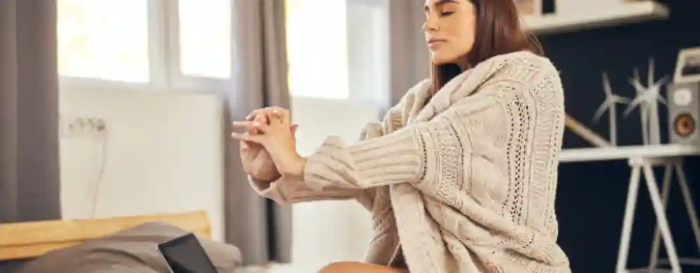 3 Stretches To Combat Morning Achiness